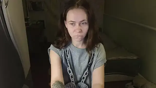 Riley_Roo — Show me your boobs, baby  