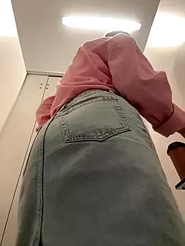 RinaCat from StripChat is Freechat