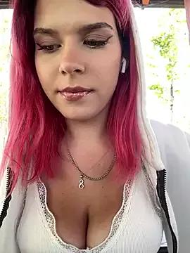 Try our girls live displays and explore the company of endless strippers, with beautiful physiques, vibrating toys and more.