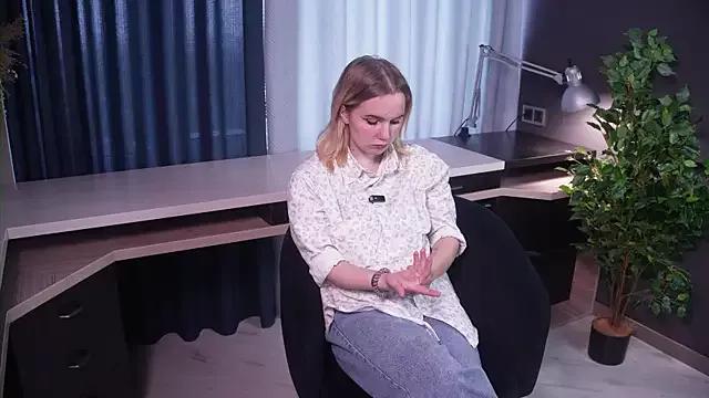 RisaRagan from StripChat is Freechat