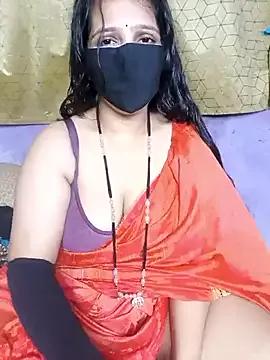 Rising_Smiler from StripChat is Freechat