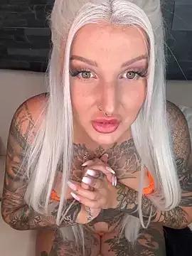 Try our girls live displays and explore the company of endless strippers, with beautiful physiques, vibrating toys and more.