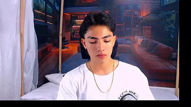 RomeoMillerr from StripChat is Freechat