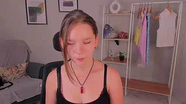 Rosa_Kelly from StripChat is Freechat