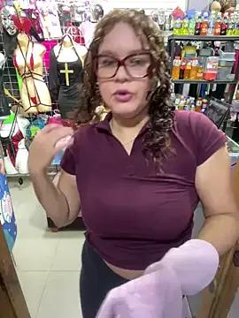 Try our girls live displays and explore the company of endless strippers, with beautiful physiques, vibrating toys and more.