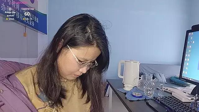 Rose-128 from StripChat is Freechat