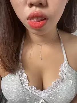 Try our girls live displays and explore the company of endless strippers, with beautiful physiques, vibrating toys and more.