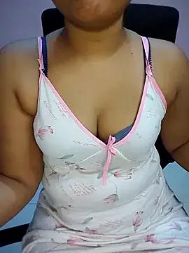 Rose_Olivia from StripChat is Freechat