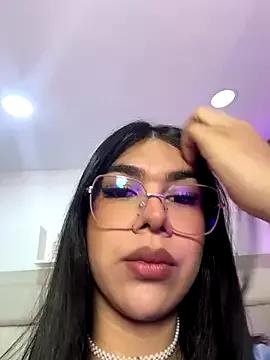Try our girls live displays and explore the company of endless strippers, with beautiful physiques, vibrating toys and more.