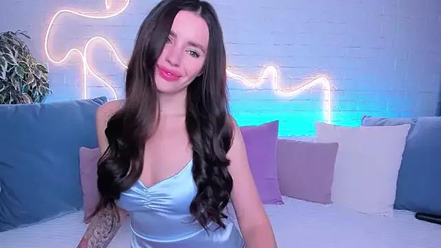 Try our girls live displays and explore the company of endless strippers, with beautiful physiques, vibrating toys and more.