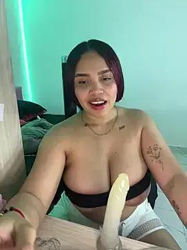Try our girls live displays and explore the company of endless strippers, with beautiful physiques, vibrating toys and more.