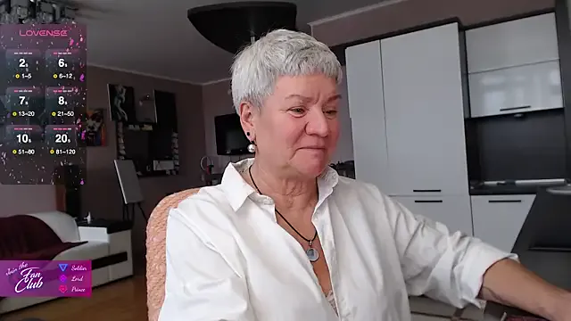 Avatar of roxana_brooks