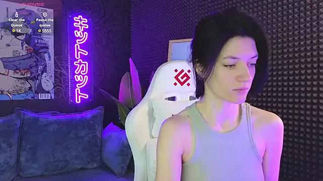 Try our girls live displays and explore the company of endless strippers, with beautiful physiques, vibrating toys and more.