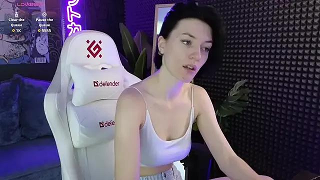 Try our girls live displays and explore the company of endless strippers, with beautiful physiques, vibrating toys and more.