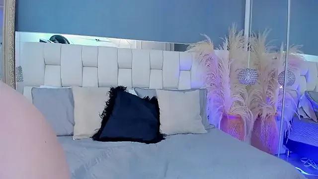 RoxyLaurent's avatar