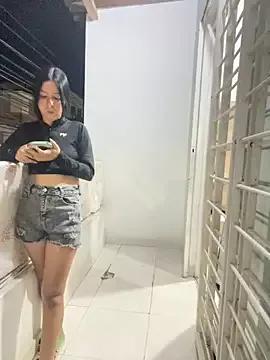 Try our girls live displays and explore the company of endless strippers, with beautiful physiques, vibrating toys and more.