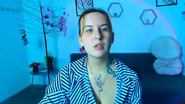 RubyHolmess from StripChat is Freechat