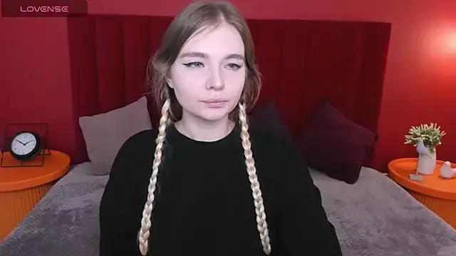 RuthBryant from StripChat is Freechat