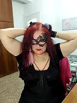 SabrinaXlovess from StripChat is Freechat