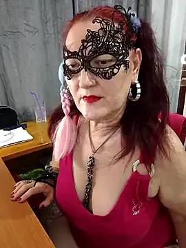 Try our girls live displays and explore the company of endless strippers, with beautiful physiques, vibrating toys and more.
