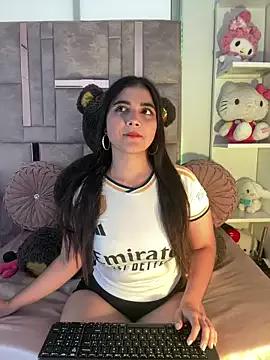 Try our girls live displays and explore the company of endless strippers, with beautiful physiques, vibrating toys and more.