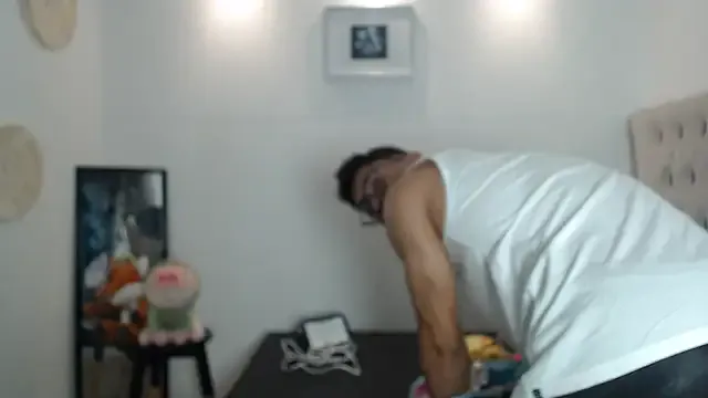 SalvadorFit — FULL NAKED 