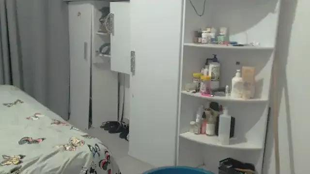 Samantha69x from StripChat
