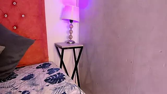 Samantha_Good from StripChat is Freechat