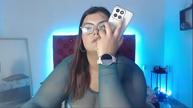 Sammy_slavehot from StripChat is Freechat