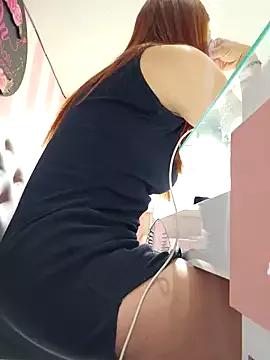 Try our girls live displays and explore the company of endless strippers, with beautiful physiques, vibrating toys and more.