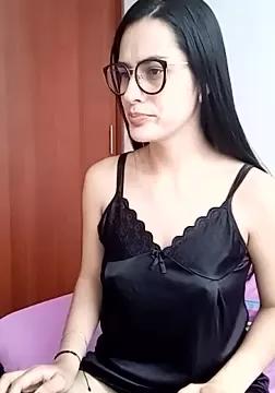 sara-collinns from StripChat