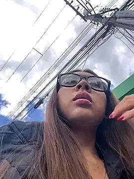 Try our girls live displays and explore the company of endless strippers, with beautiful physiques, vibrating toys and more.