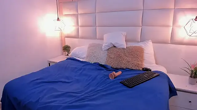 Sara_clk — oil on the buttocks