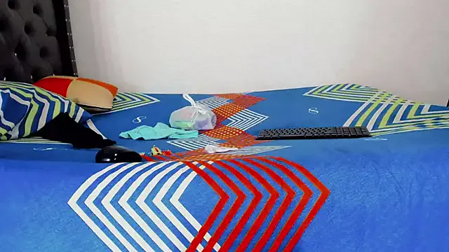 Sara_hot12112 — Show cum