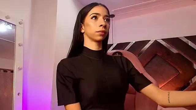 Try our girls live displays and explore the company of endless strippers, with beautiful physiques, vibrating toys and more.