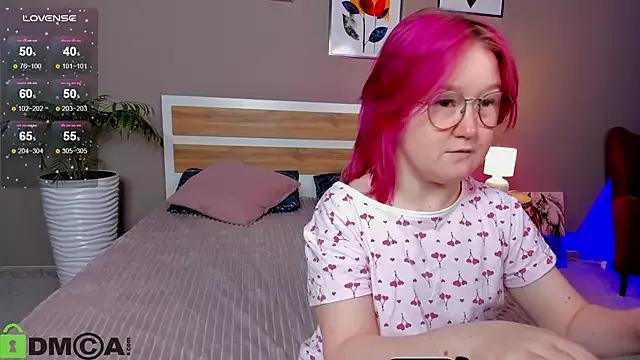 Photos of Sara_Robinson from StripChat is Freechat