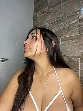 Try our girls live displays and explore the company of endless strippers, with beautiful physiques, vibrating toys and more.