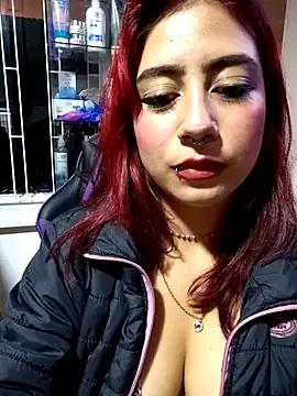 Try our girls live displays and explore the company of endless strippers, with beautiful physiques, vibrating toys and more.
