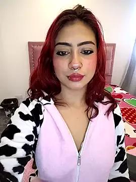 sarah_lark_ from StripChat is Freechat