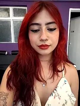 sarah_lark_ from StripChat is Freechat