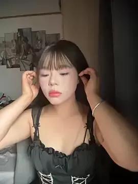 SarahBeii from StripChat is Freechat