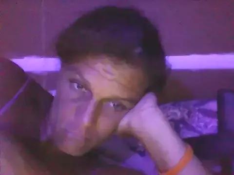sarahkat86 from StripChat is Freechat