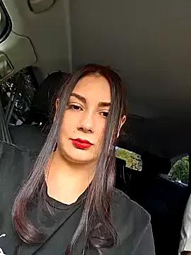 SaraViss20 from StripChat is Freechat