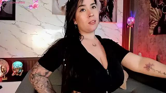Try our girls live displays and explore the company of endless strippers, with beautiful physiques, vibrating toys and more.