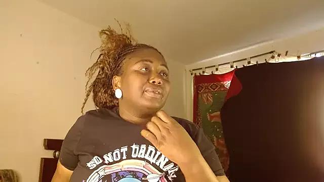 sarhita_cocoa from StripChat is Freechat