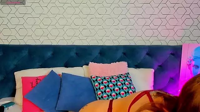 Try our girls live displays and explore the company of endless strippers, with beautiful physiques, vibrating toys and more.