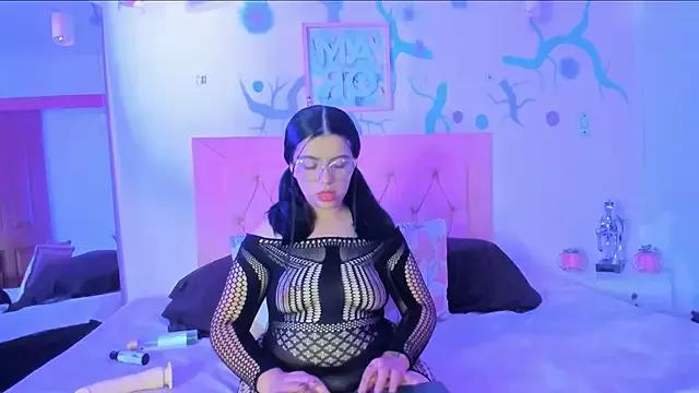 Sasha_Blake from StripChat is Freechat