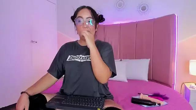 sasha_delacroix from StripChat is Freechat