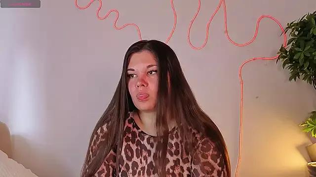 SashaShow_ from StripChat is Freechat