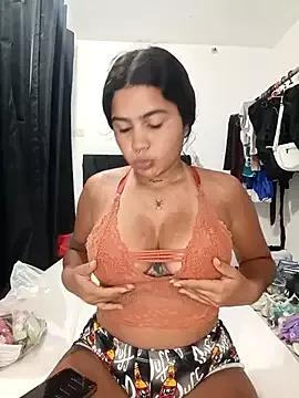 SashaVelvet_69 from StripChat is Freechat
